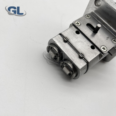 Cina Nuova testa pompa di iniezione di carburante 1G449-51011 104205-2110 9410618473 compatibile con Kubota Z602