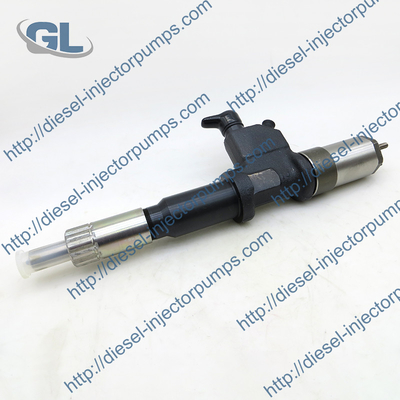 Iniettore di combustibile comune diesel della ferrovia 095000-1082 per ISUZU 1-15300433-2 1153004332