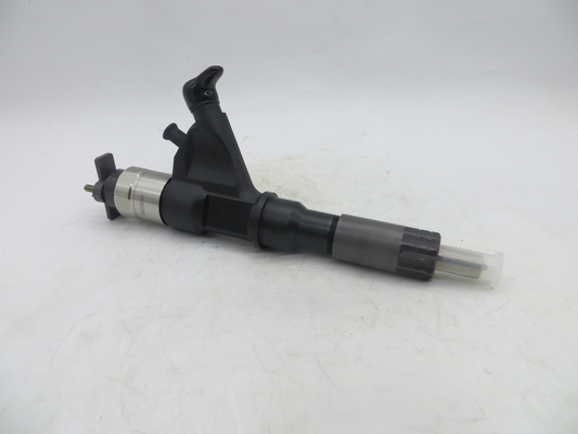 Iniettore comune della ferrovia di buona qualità 295050-0324 per il motore 8-98110607-5 di ISUZU 4HK1