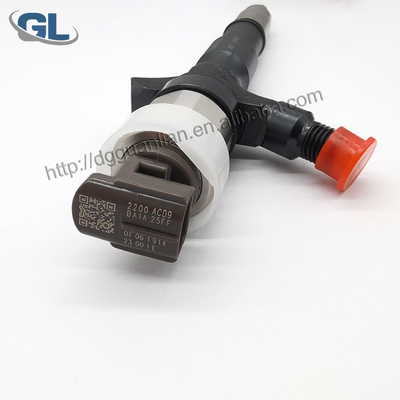 Iniettore di combustibile comune diesel della ferrovia 23670-0L110 per il motore 295050-0810 di Denso Toyota 2KD FTV